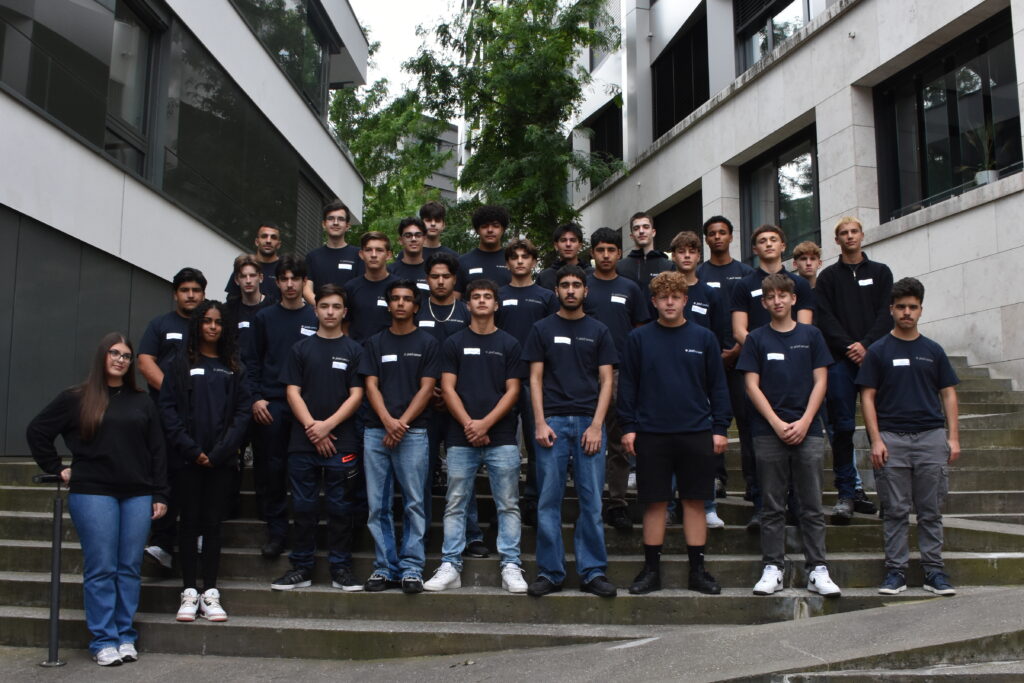 Wir begrüssen 30 neue Lernende bei der Jaisli-Xamax AG